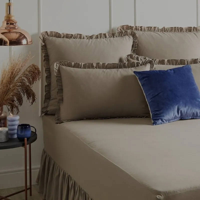 SMTE- 6-piece Frilled Bed Sheet Set - Brown