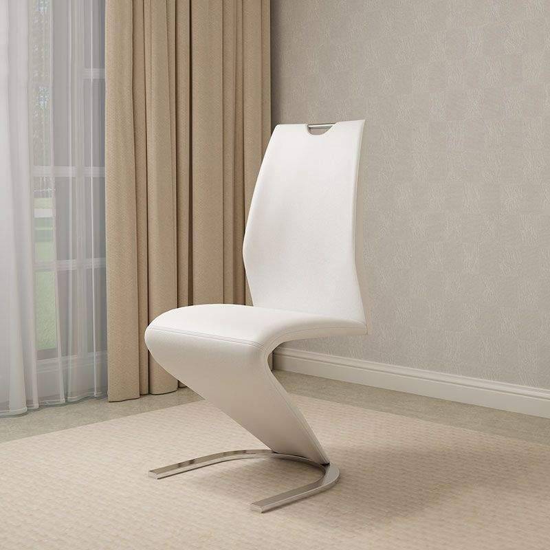 SMTE Host Dining Chair - White with keychain