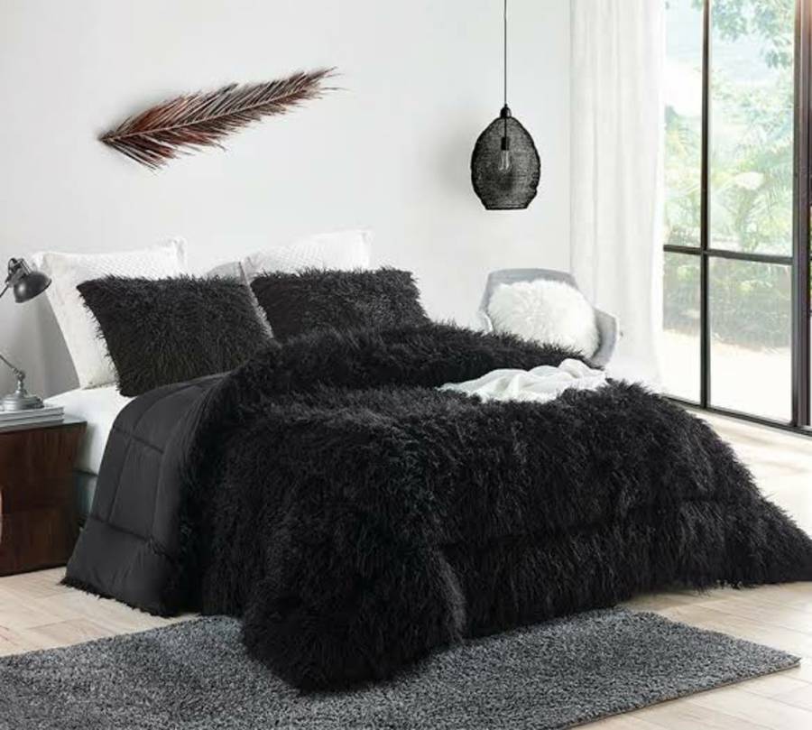 SMTE 3 Piece Fluffy Comforters - Black with keychain