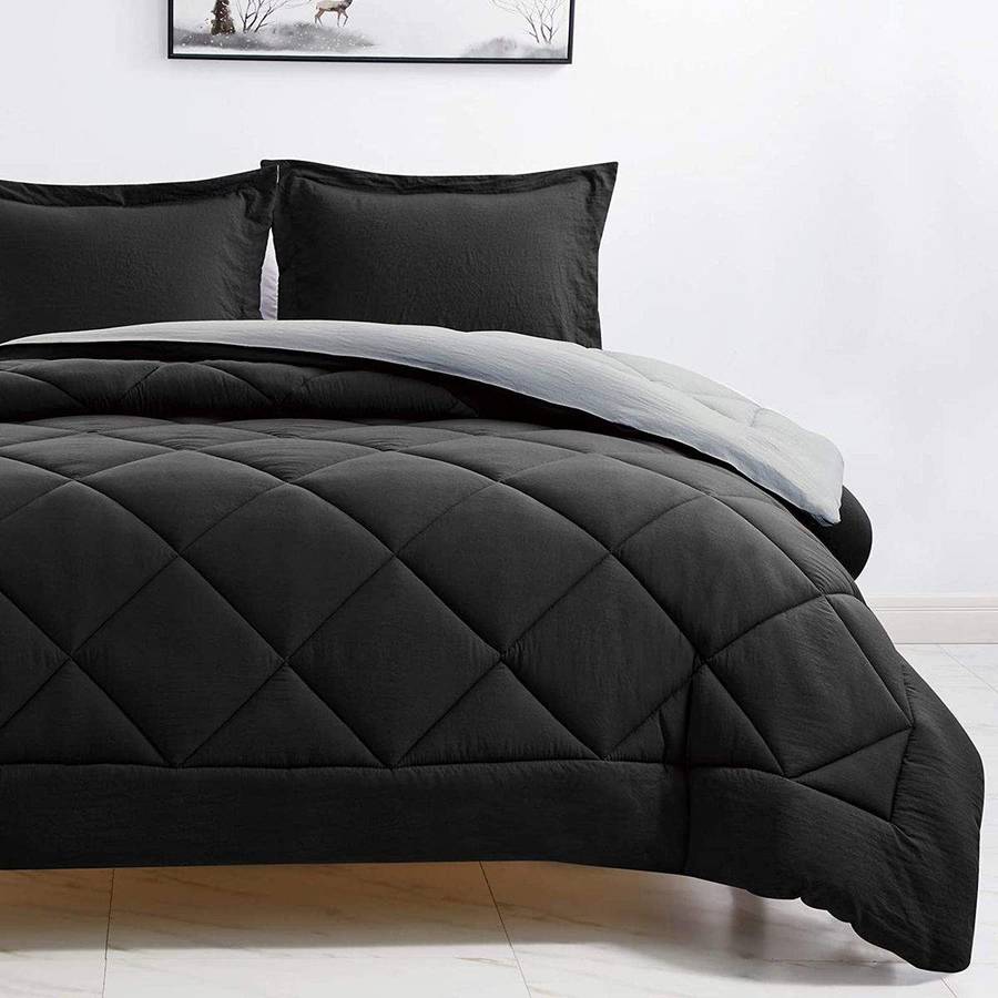 SMTE Reversible Comforter - Black/Grey with keychain