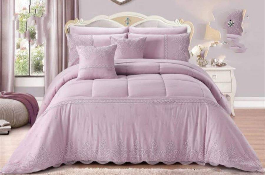 SMTE 7 Piece comforter Set - Purple with keychain
