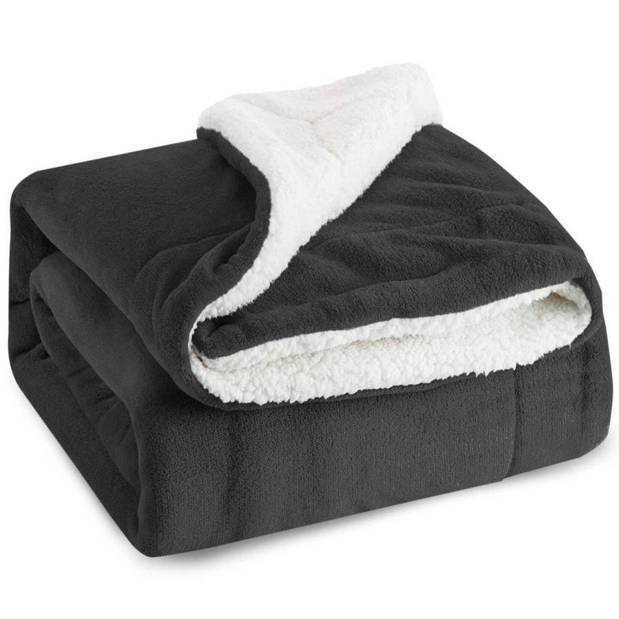 SMTE Sherpa Fleece Blanket Throw - Grey with keychain