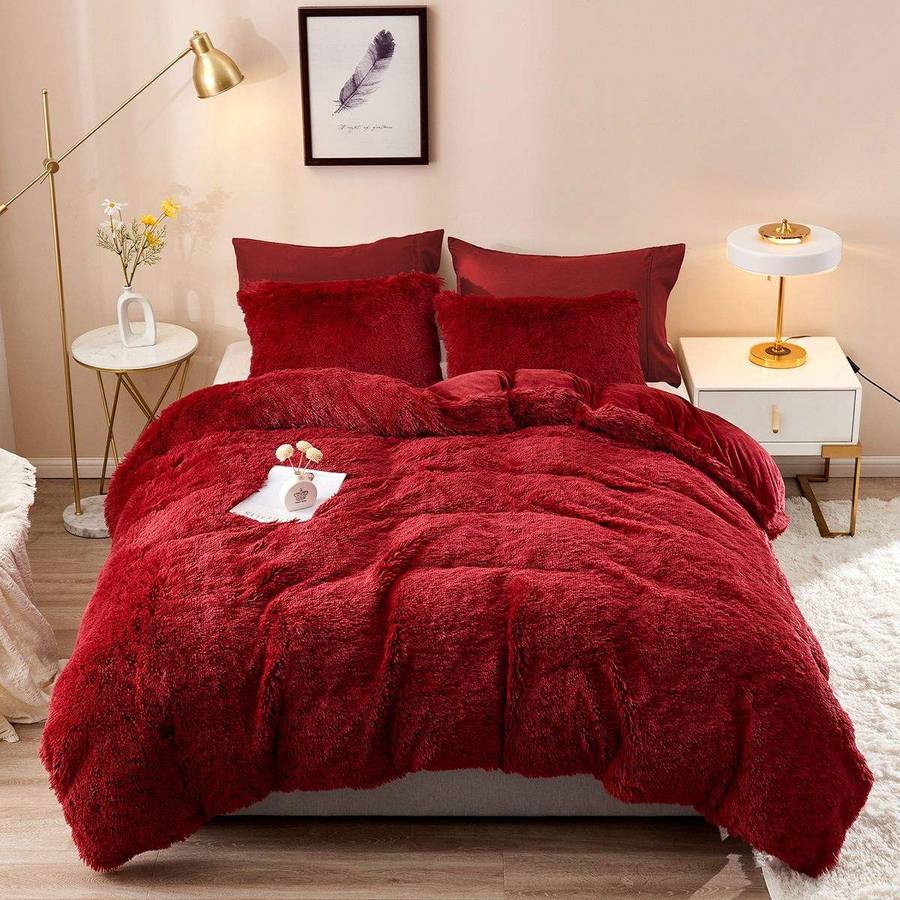 SMTE Fluffy Comforter Maroon 5 Piece set 152 cm x 204 cm with keychain