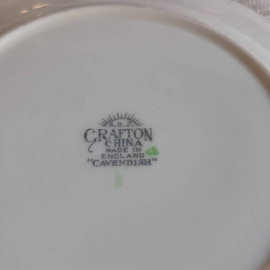 Part Tea Set - 4 trios plus Cake plate and extras - Cavendish English Grafton