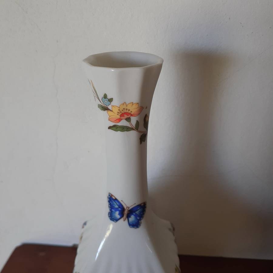 Bud Vase -Aynsley butterflies and roses Cottage Garden Fine english bone china  17cms tall