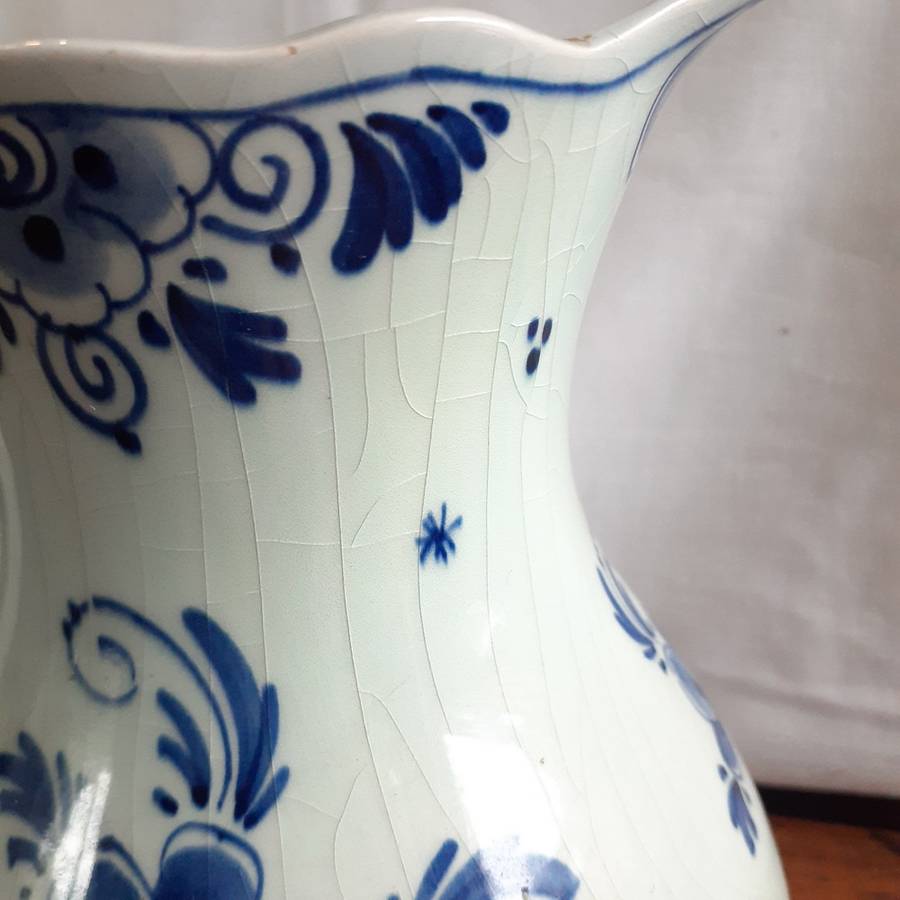 Old Delfts Holland hand painted Jug - signed 20 cms tall