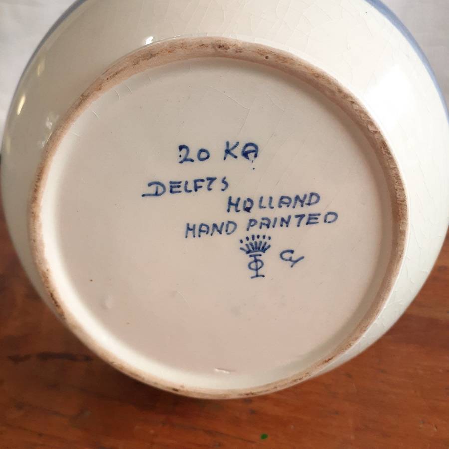 Old Delfts Holland hand painted Jug - signed 20 cms tall