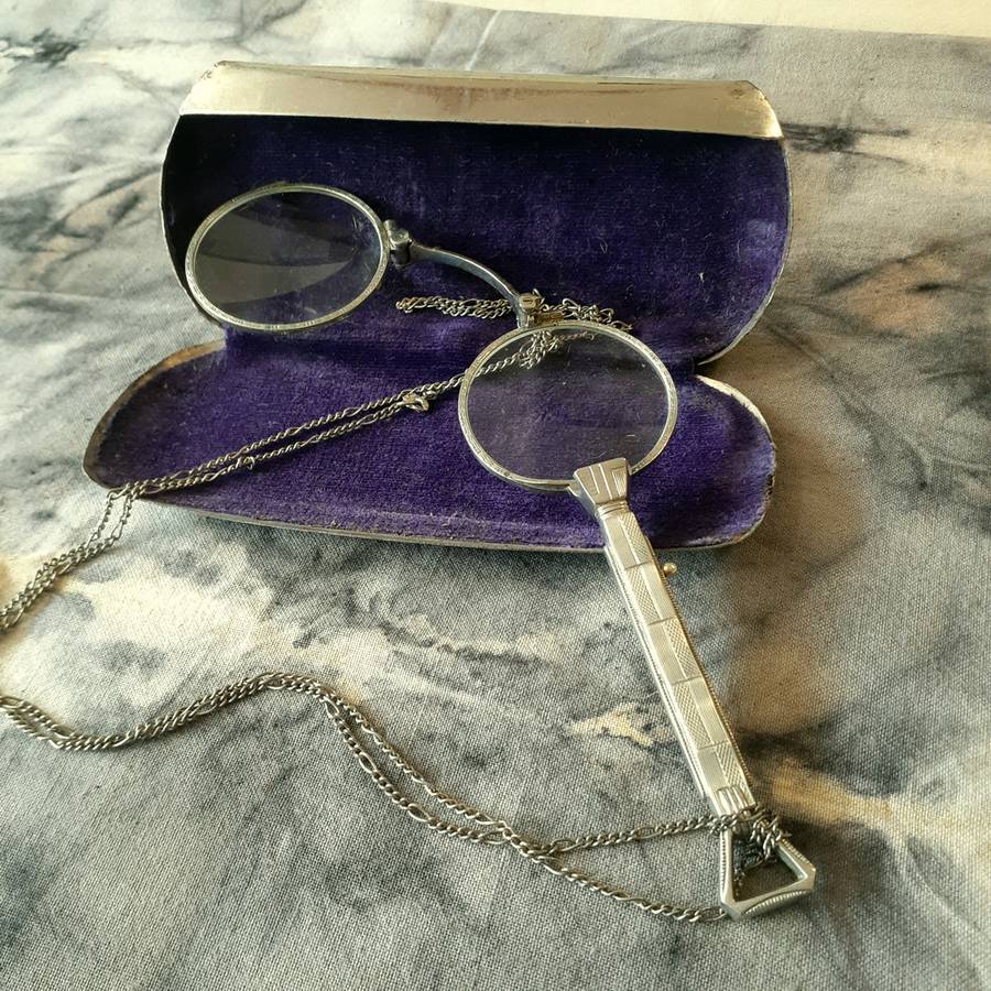 eye glasses - Lorgnette - Opera Glasses - Pinc-Nez - embossed - snap open with case