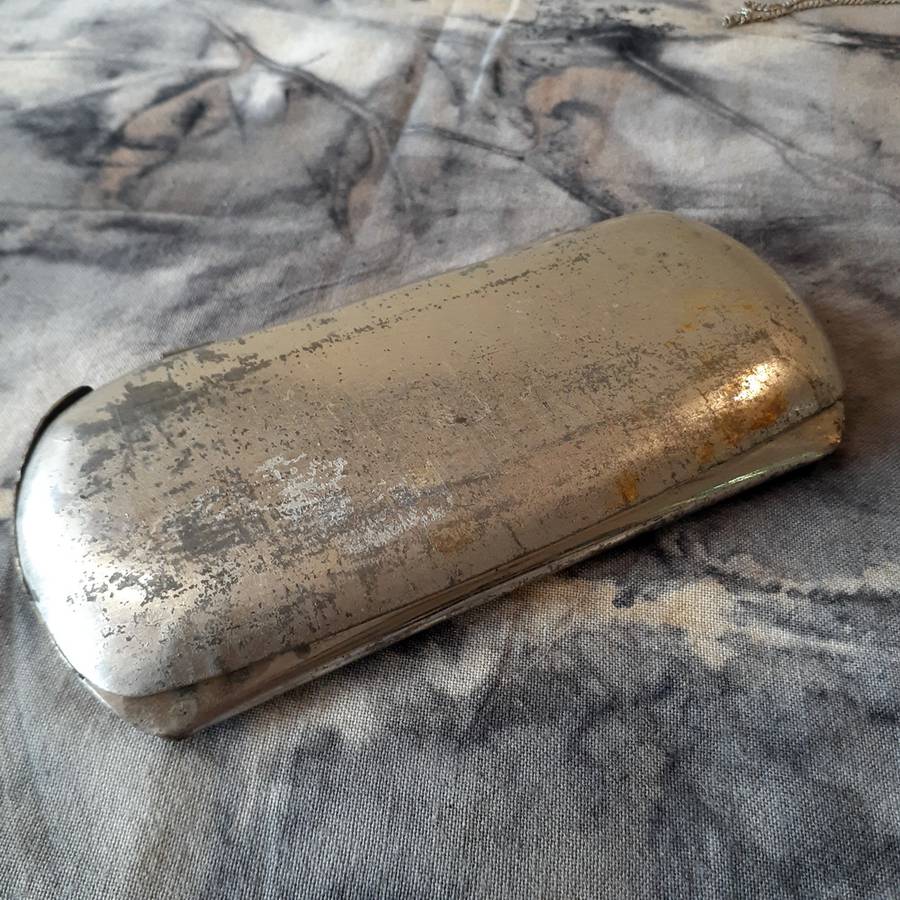 eye glasses - Lorgnette - Opera Glasses - Pinc-Nez - embossed - snap open with case