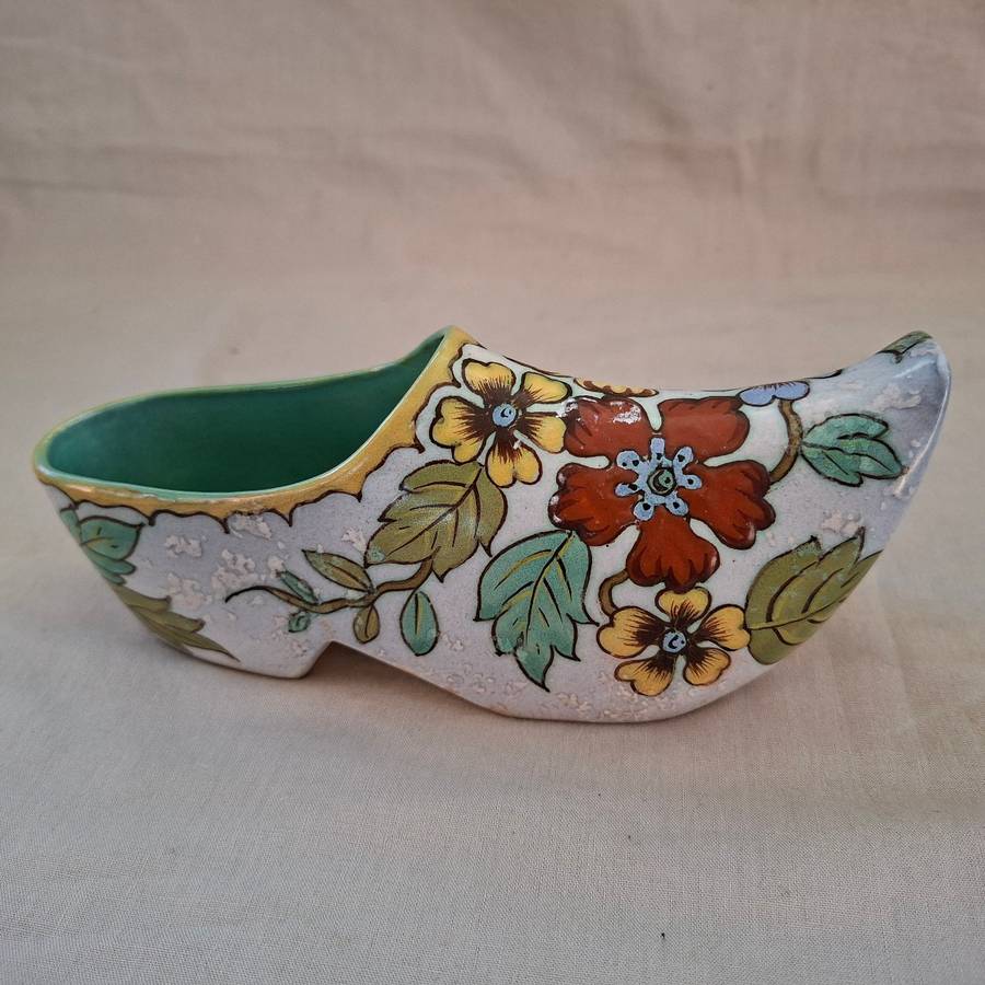 Dutch Gouda clog floral 17 cms - signed Anita Gouda Holland