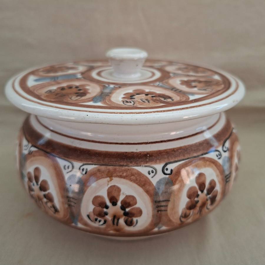 SA Pottery- The Old Jar Benoni pottery bowl with lid hand painted