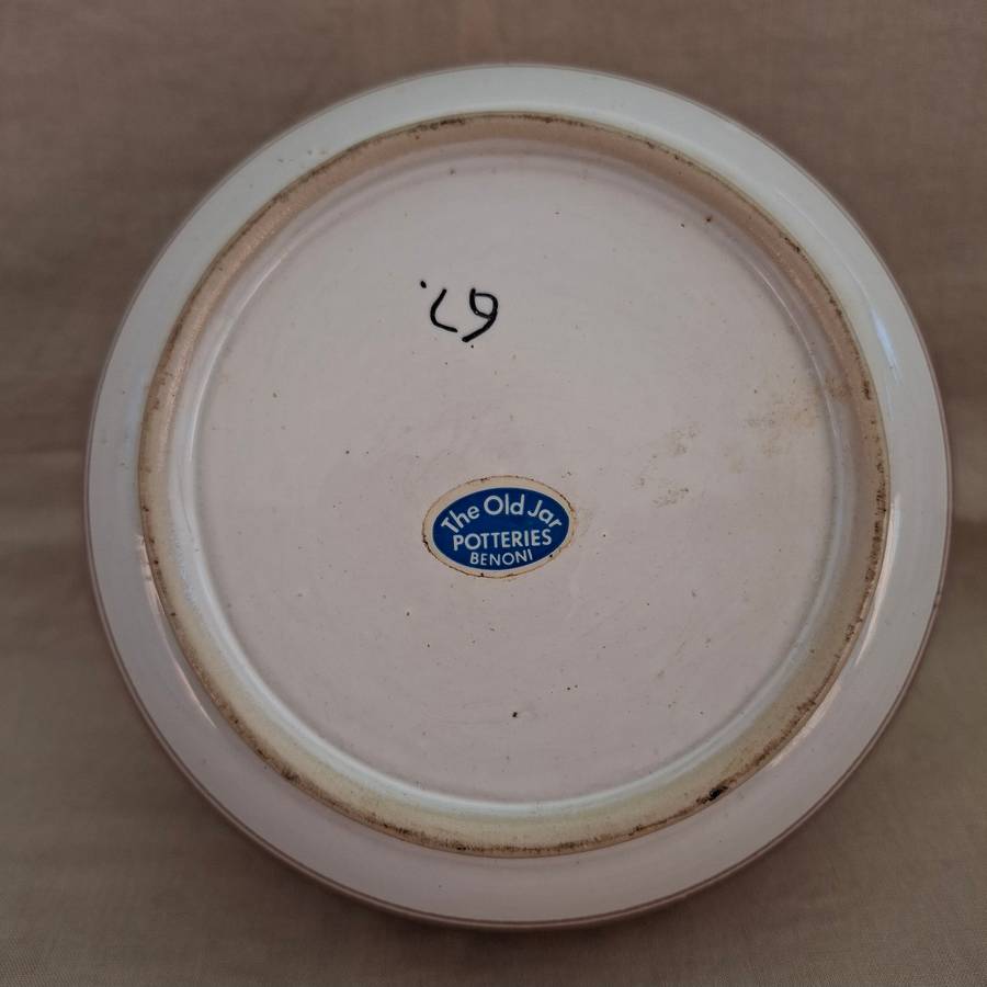 SA Pottery- The Old Jar Benoni pottery bowl with lid hand painted