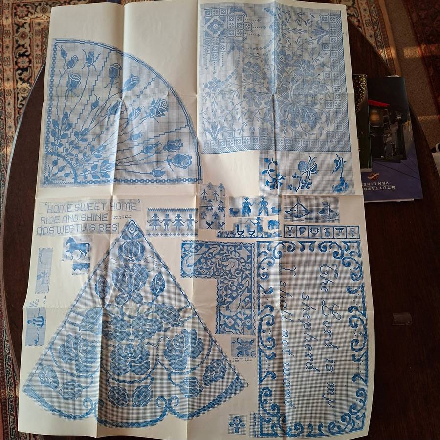 Crochet and fine knitting E E Visser Plus 2 folded double sided A0 cross stitch patterns 520 pages