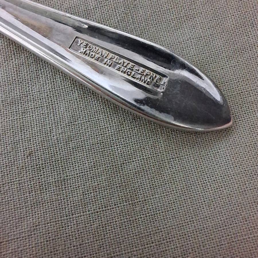 12 silver plate forks and teaspoons Yeoman Plate - Boxed