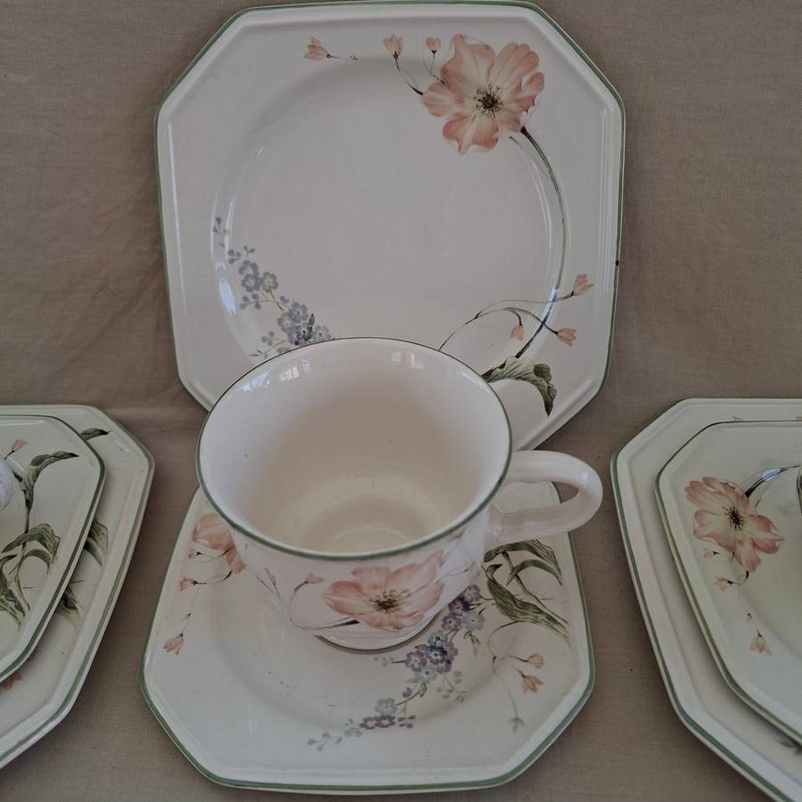 4 tea trios Mikasa Amsterdam Japan Octagon -cup saucer and plate