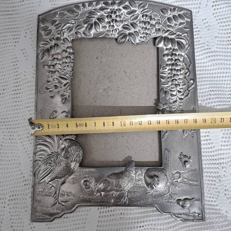 Pewter Edwardian picture frame chickens and flowers