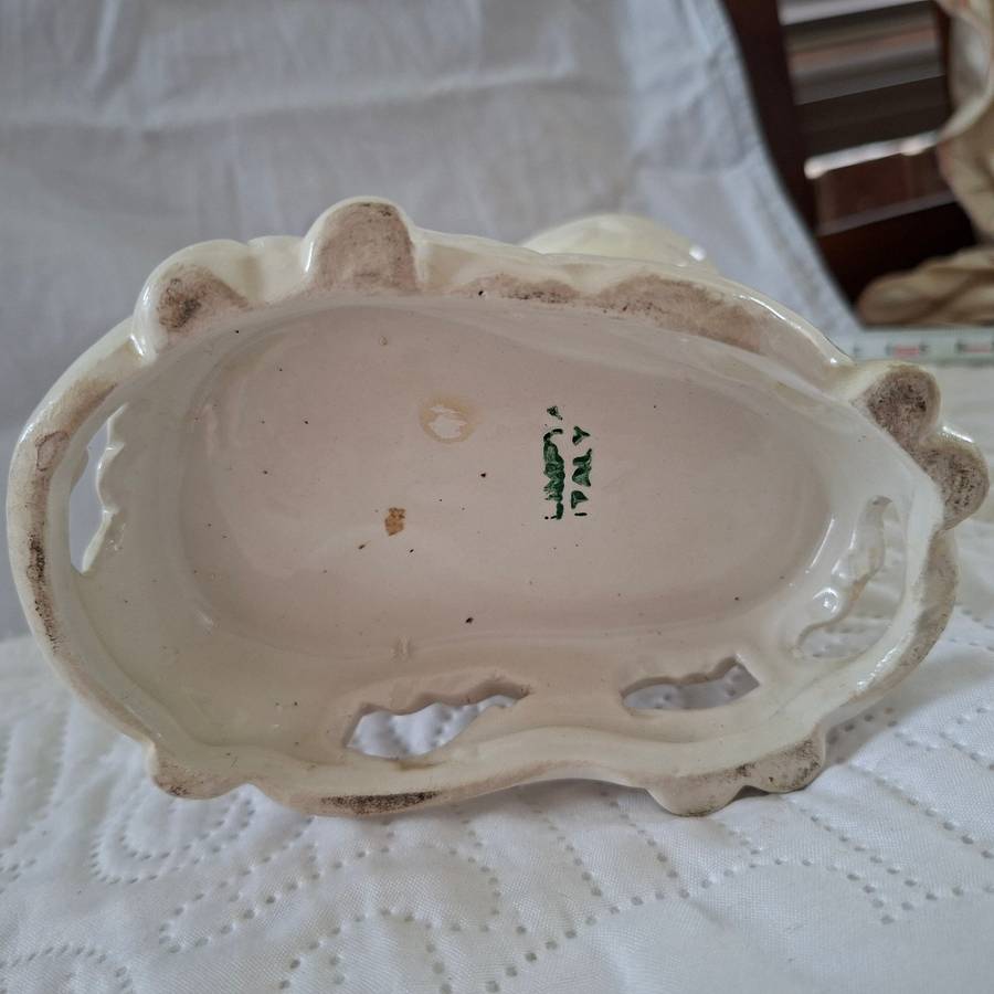 White Italian ceramic vase - angel cherub putto reading a book