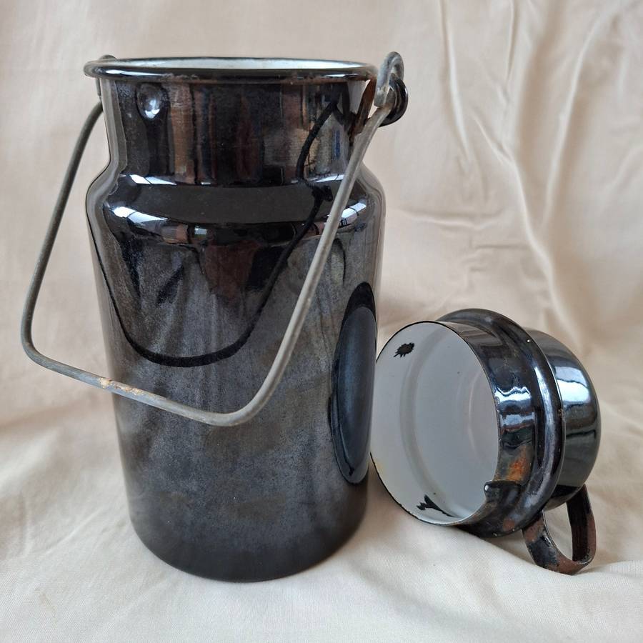 Enamel billycan canister with cup - camping billycan - enamel ware - kitchenalia