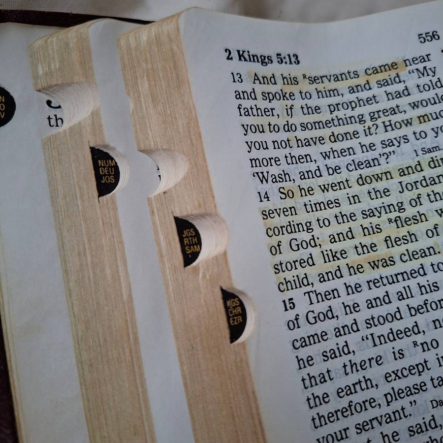 Holy Bible New King James Version - Large Print