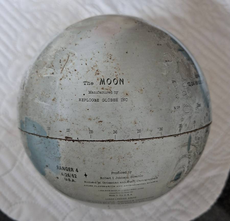 Moon Lunar Globe with crash sites and lunar landings - Replogle Globes 1963