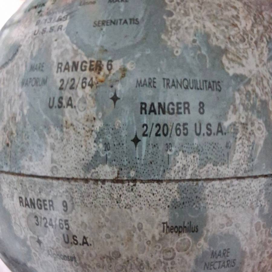 Moon Lunar Globe with crash sites and lunar landings - Replogle Globes 1963