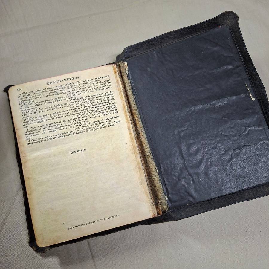 Die Bybel - Ou en Nuwe Testament - leather bound gilt edges