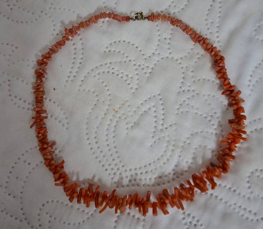 Branched coral vintage necklace