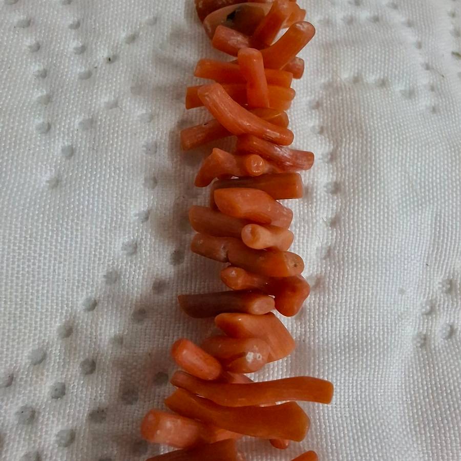 Branched coral vintage necklace