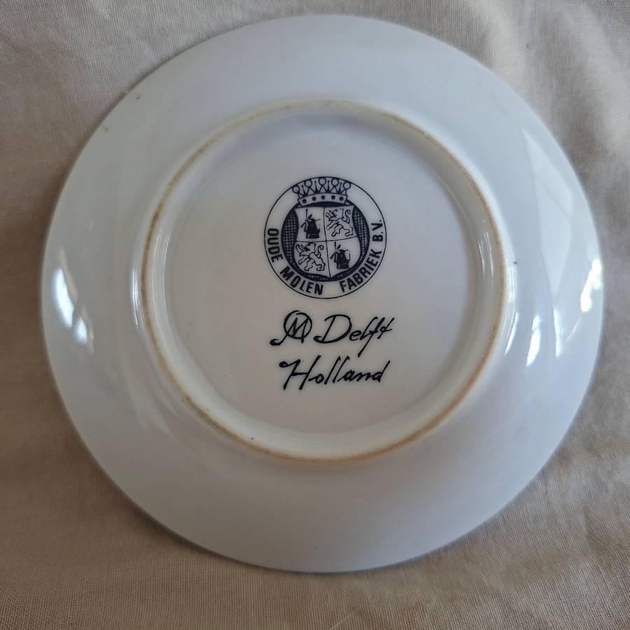 Delft Oude Molen Die Houtdraier trinket dish  - 10 cms dia