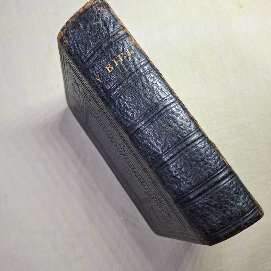 Antique Bible Gaelic Welsh - Y Bibl - leather bound