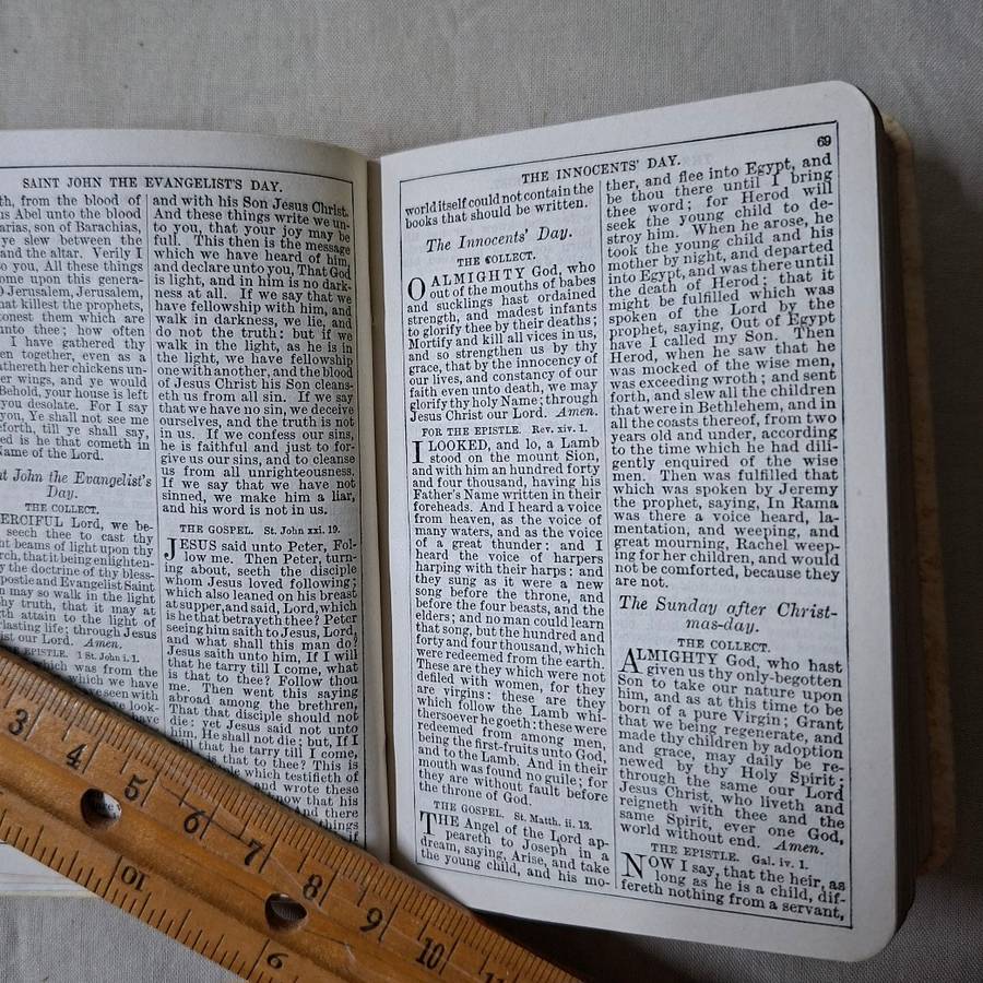 Common Prayer book - Circa1900 and Psalms of David - 12 x 8 cms - gilt edged