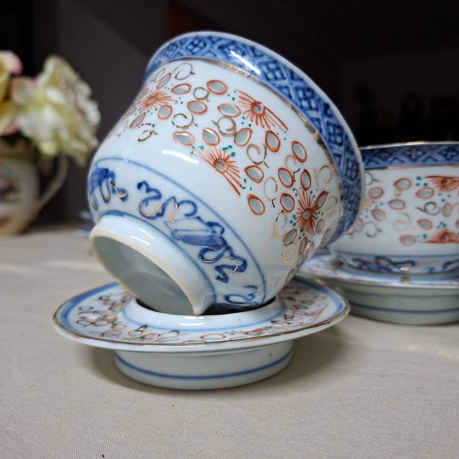Vintage chinese food bowls stands and spoons