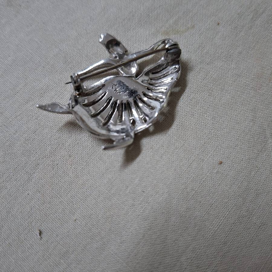 Silver metal ballet dancer brooch