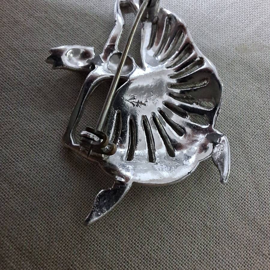 Silver metal ballet dancer brooch