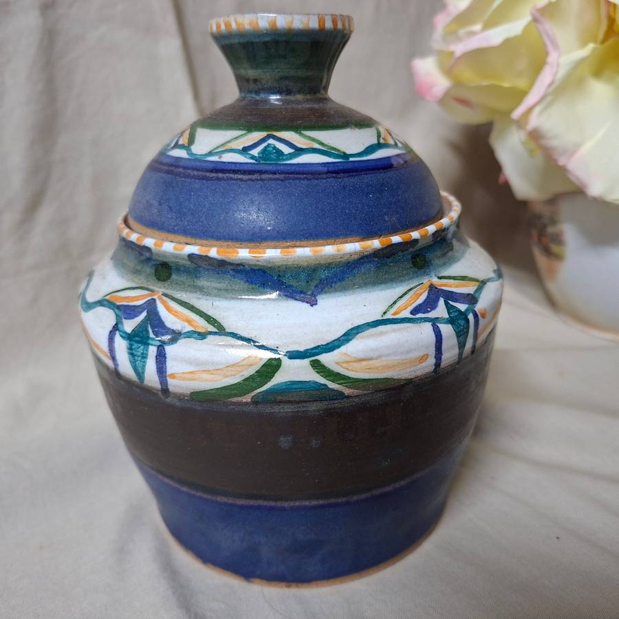 SA Studio Ceramics - V W - lidded jar