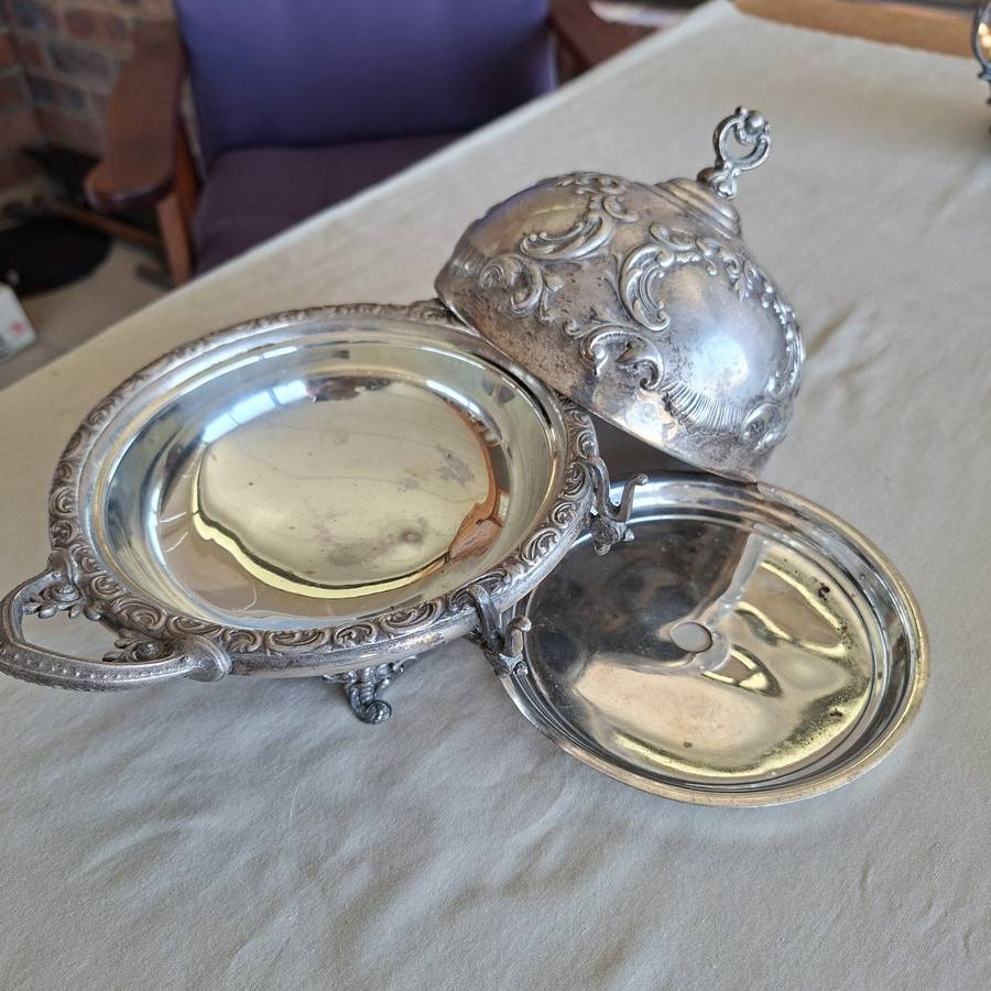 Butter dish Silver plate Domed Early American Meriden Britanica Co? late 1800's?