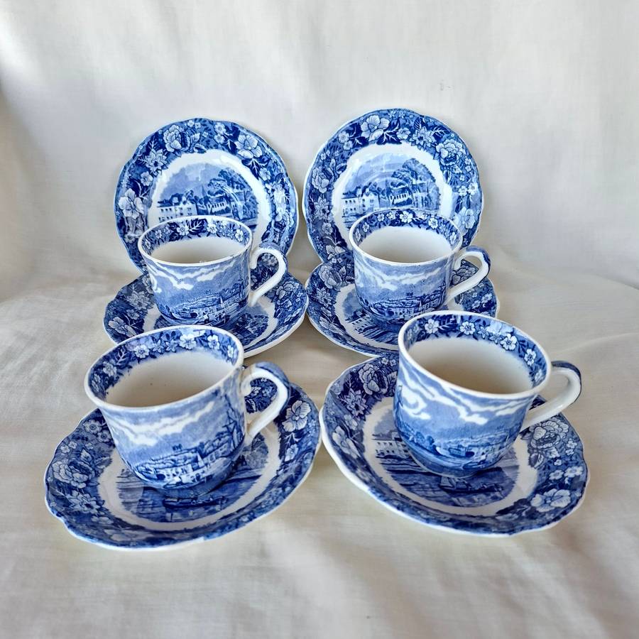 4 Coffee Cups and saucers Palissy Pottery blue and white scene -