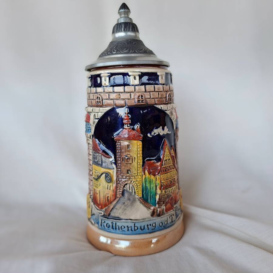 Beer Stein Mug tankard - German lidded - "Rothenburg o.d.T"  18.5 x 8.5 cms