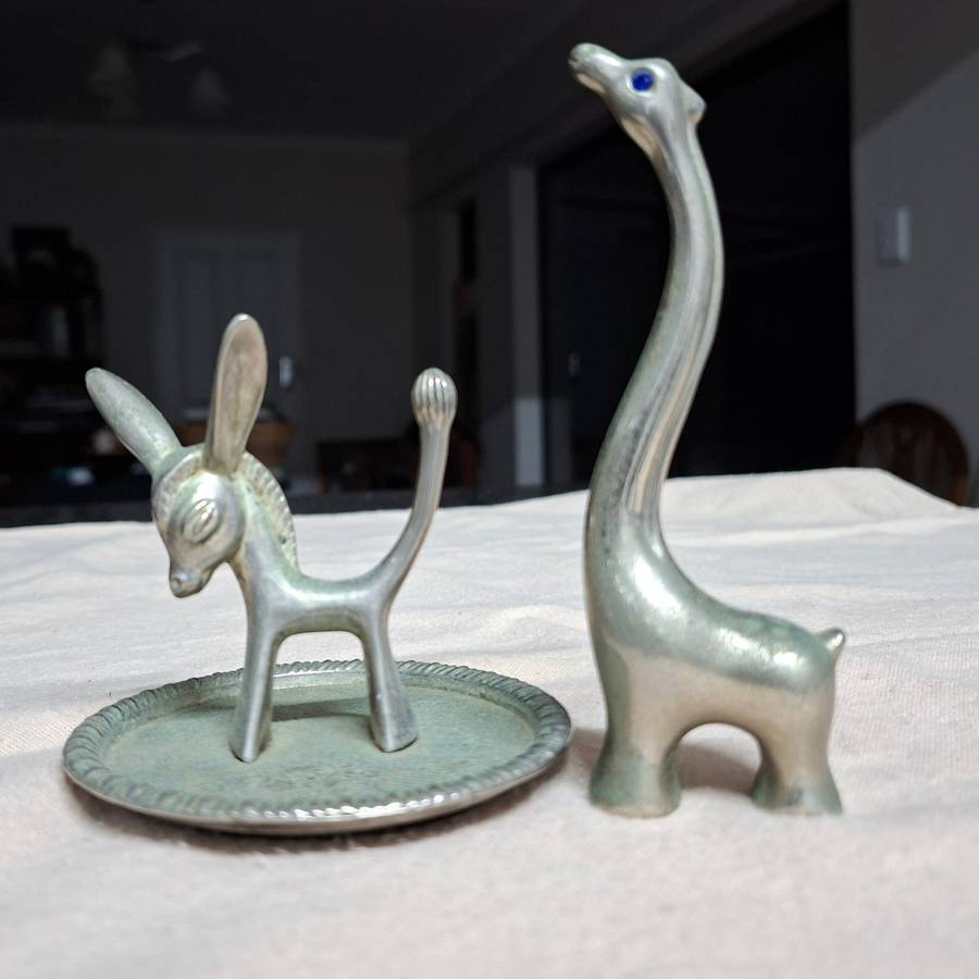 2 Vintage Ring Holders - Jewelry stands donkey and giraffe