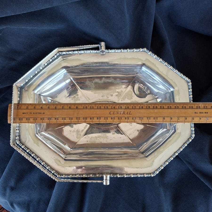 Silver Plate serving basket with a handle - Biscuits or fruit or bridesmaids basket