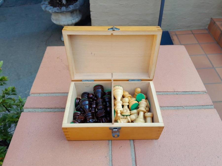 A 20TH Century Wooden Chess Set in Box