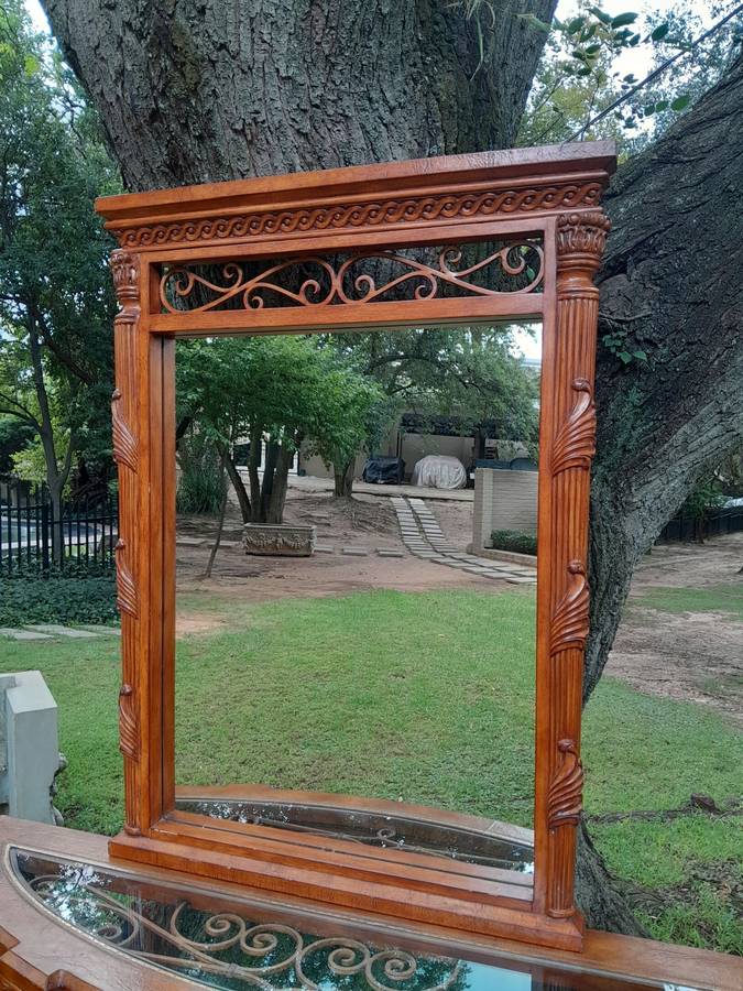 A 20th Century Set of Carved Wooden Console Table with Matching Mirror