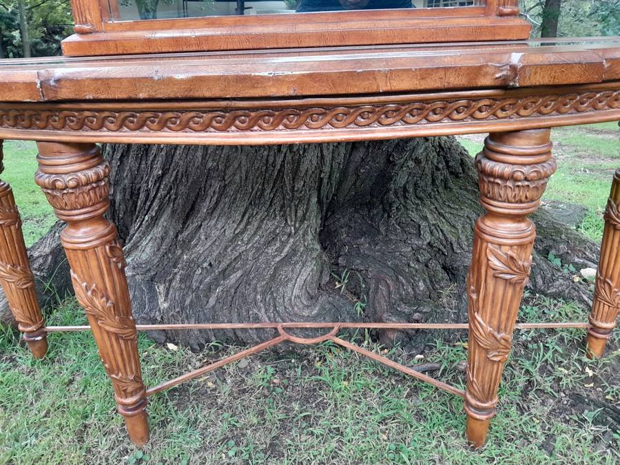 A 20th Century Set of Carved Wooden Console Table with Matching Mirror
