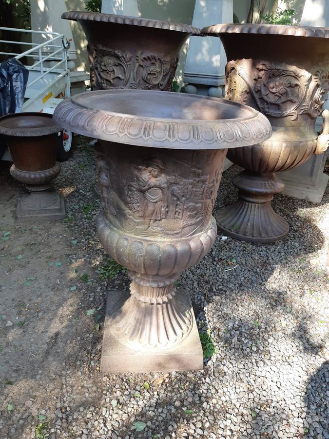 Cast Iron Urn