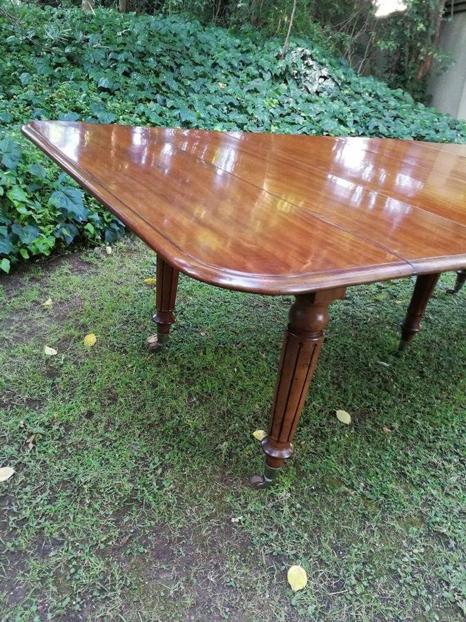 A 19th Century Mahogany Extending Dining Table On Castors (10 Seater)