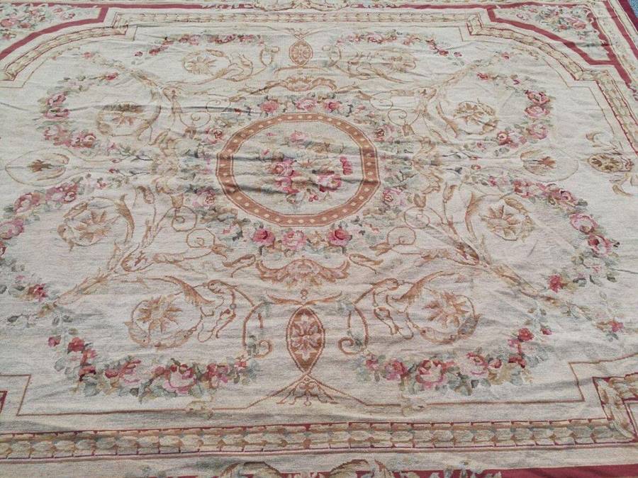A Handmade French Aubusson Carpet / Rug