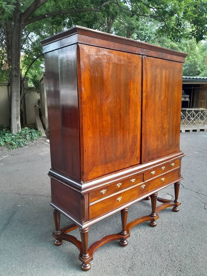 Early 18th Century Dutch Walnut Armoire "Kruisvoet Kabinet" With Original 18th Century Brass Fitt...