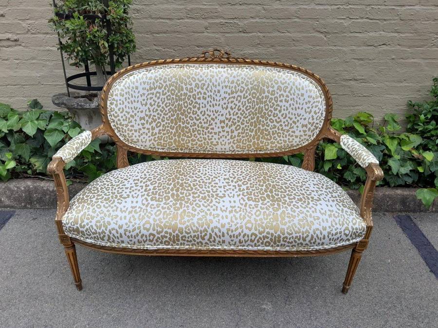 A 20th Century French Gilt Wood Settee