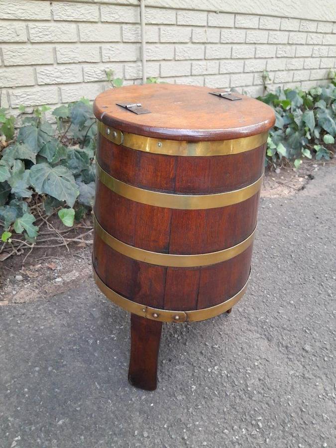 A Late 19th Century Cape Brassbound Oak Water Balie, Hinged Lid and Brass Bands on Legs