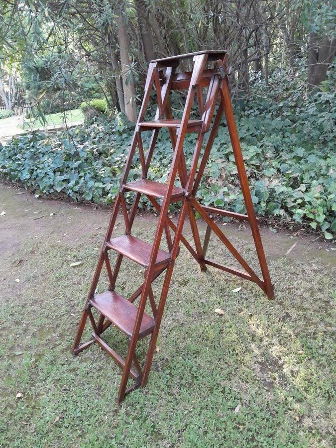 An Antique Victorian Circa 1890s Deal Wood Decorative / Library Ladder